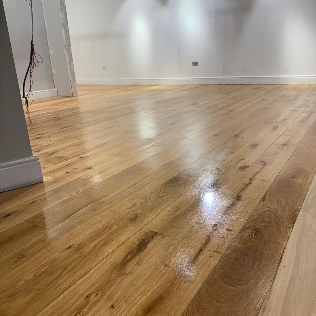 Oak floor in a commercial unit